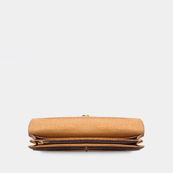 Simple wallet-clutch